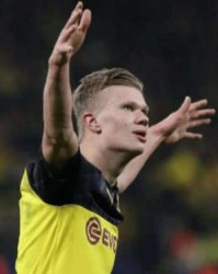  哈兰德梅开二度建功，多特蒙德逆转登顶